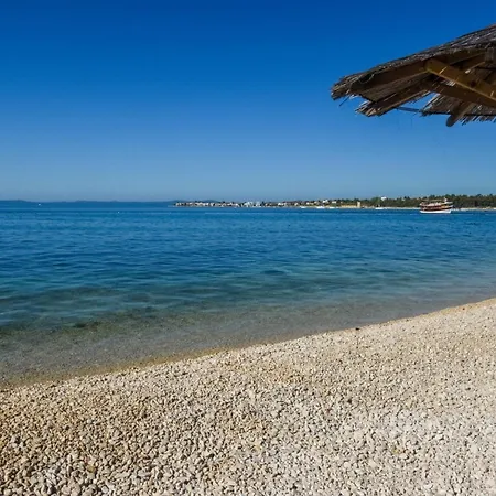 Apartment Kostanjevac With Terrace And Sea View Vir